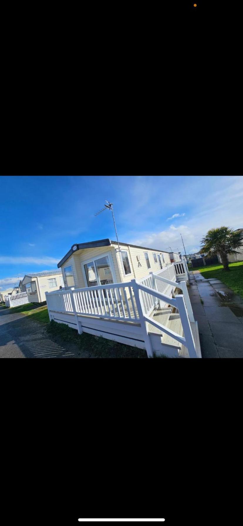Caravan Chestnut Aparthotel Meliden Esterno foto